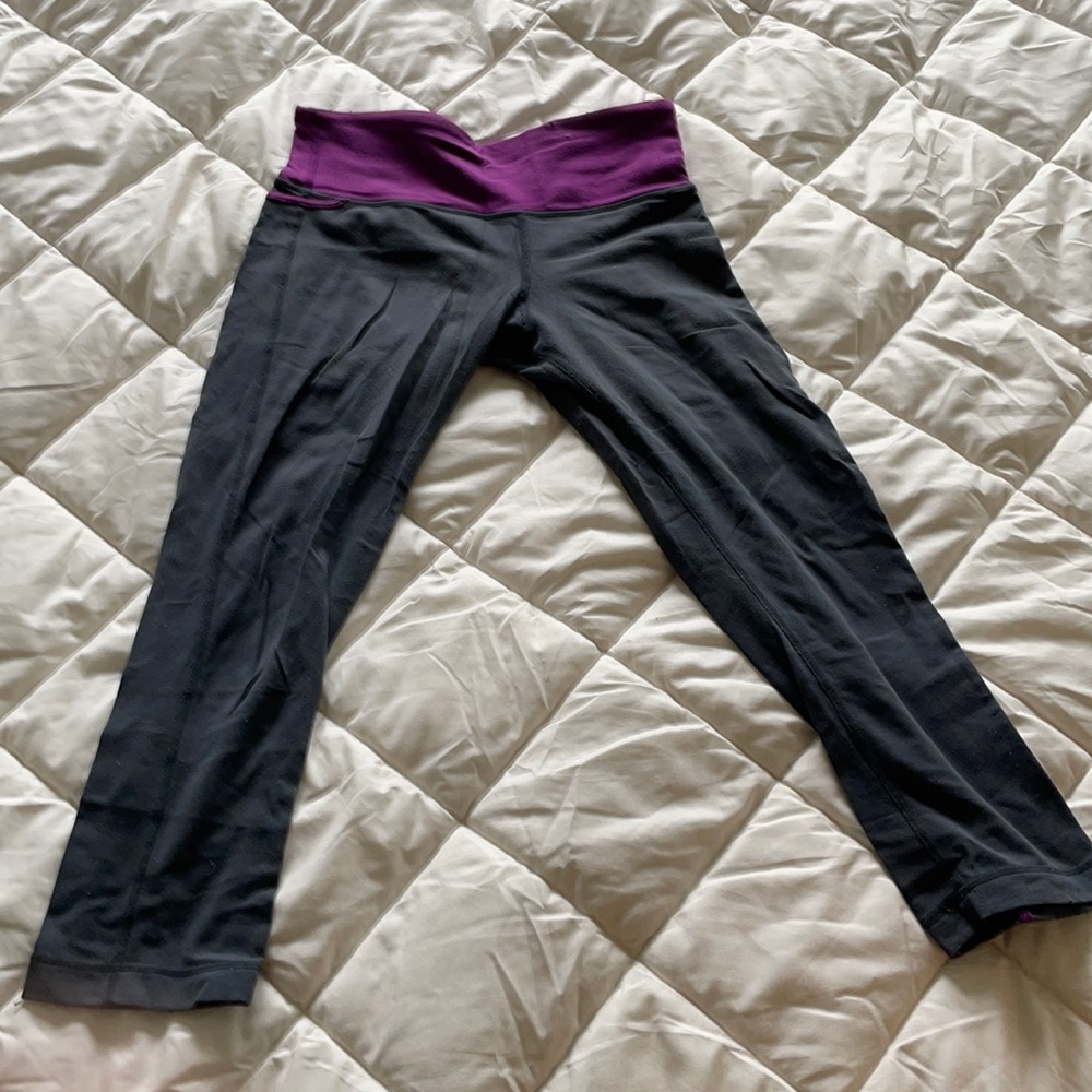 Lulu lemon crop leggings size 4